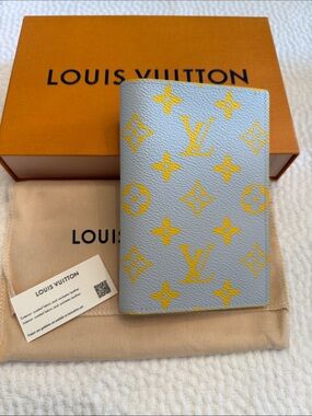 LIMITED Louis Vuitton Gray Canvas Passport Holder with Yellow Monogram AUTHENTIC